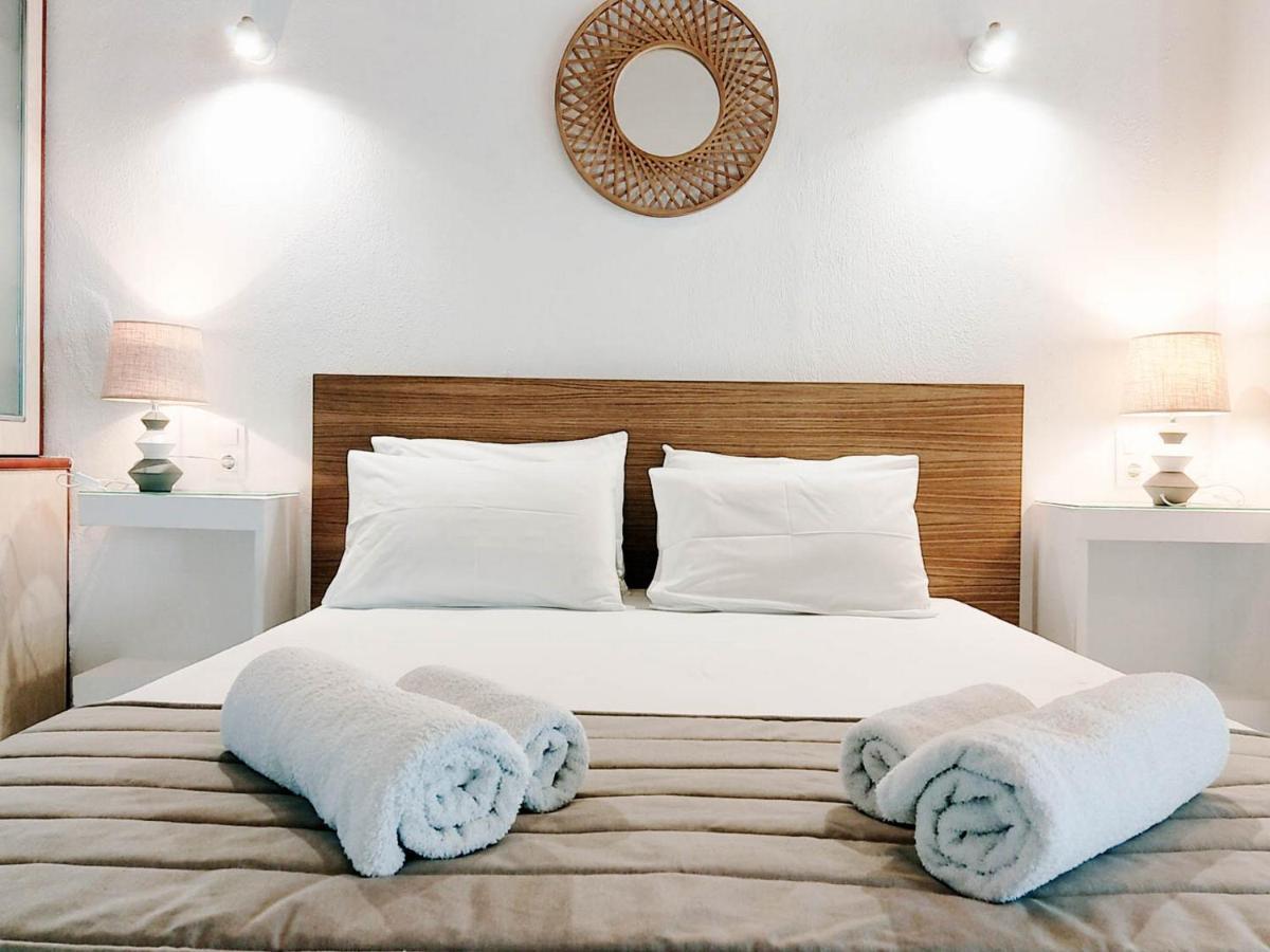 Del Sol Suites สเกียธอสทาวน์ ภายนอก รูปภาพ
