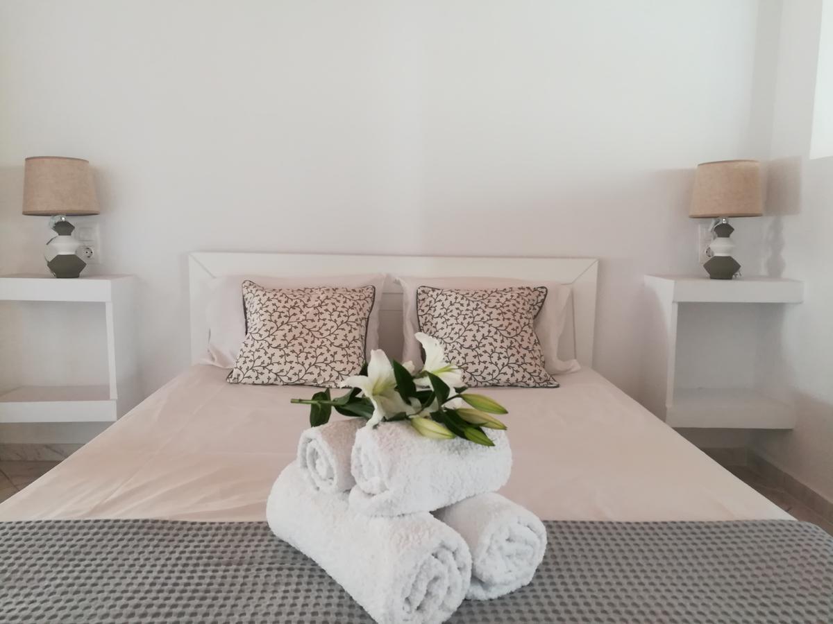 Del Sol Suites สเกียธอสทาวน์ ภายนอก รูปภาพ